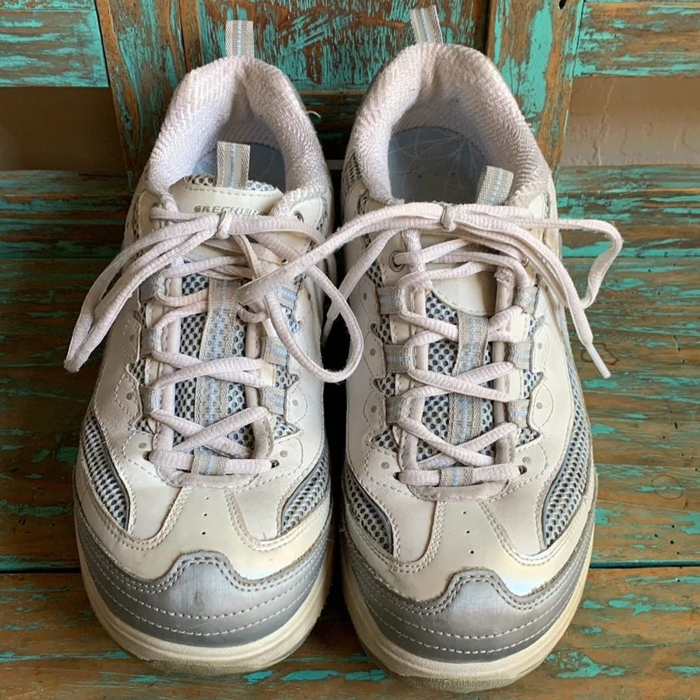 Skechers Shape-Ups Leather Toning Walking Rocking Shoes 11803 Silver Size 9